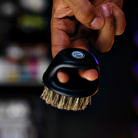 Rolda - Knuckle Boar Bristle Beard Brush